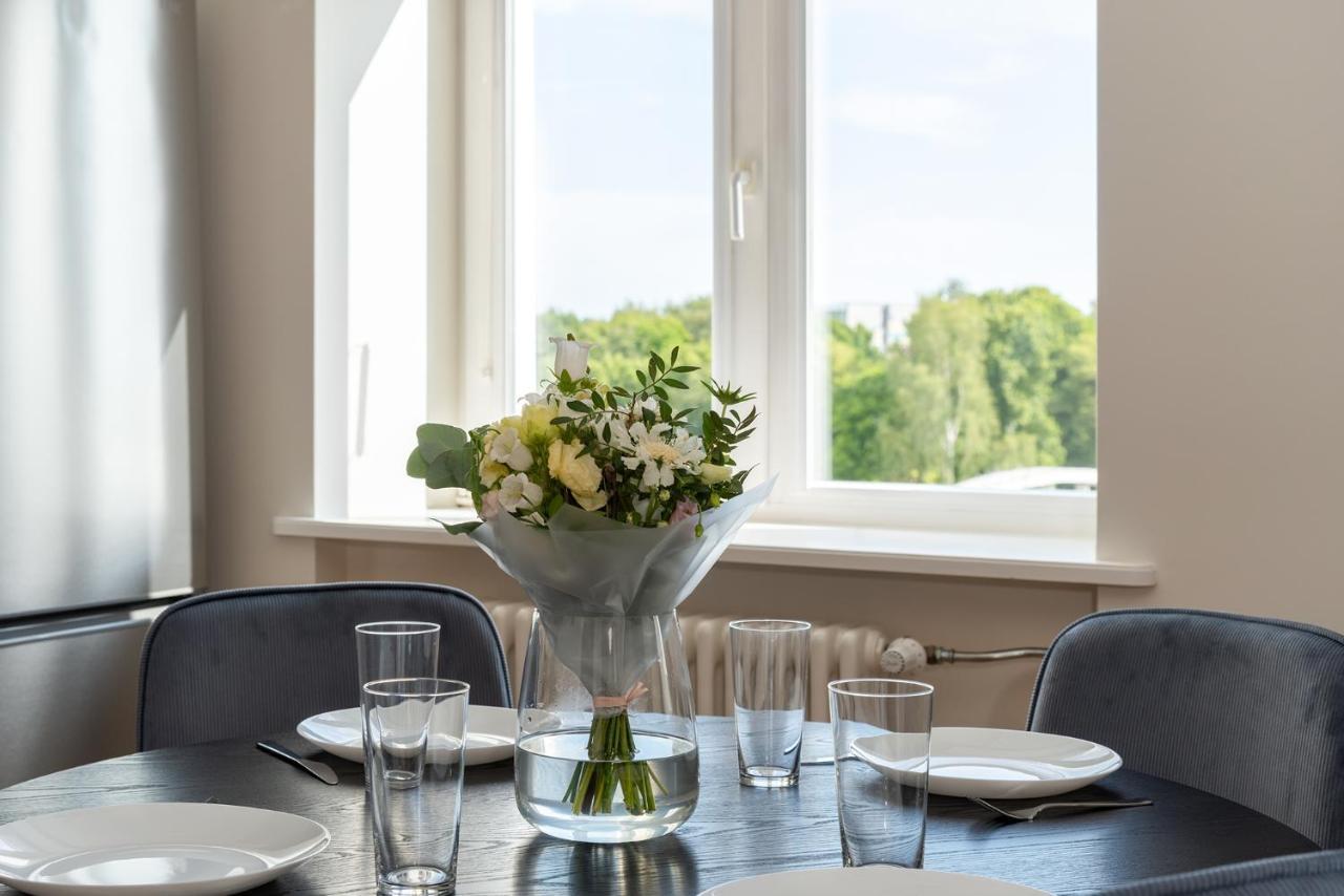 Old Town Luxury Penthouse Apartment With Emajogi View Tartu Exteriér fotografie
